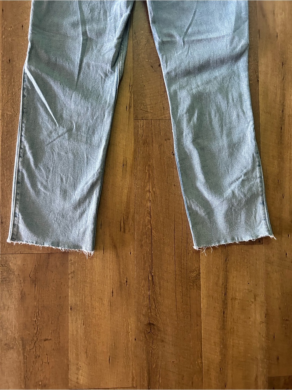 Hollister Ultra High Rise Vintage Straight Jeans Light Wash W28 L29 - Picture 10 of 15